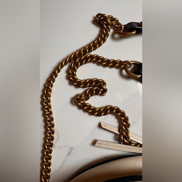 Gucci Ivory blue Circle Crossbody Bag with Gold Chain - Picture 14 of 14